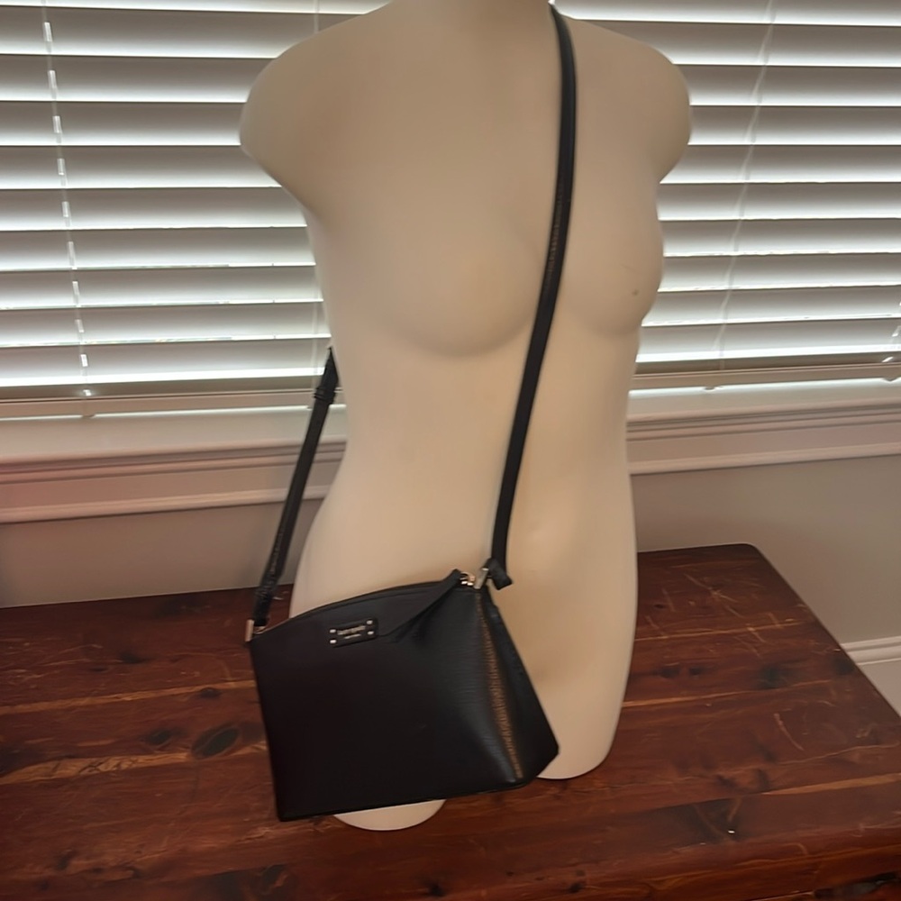 Kate spade used very little. Great shape.